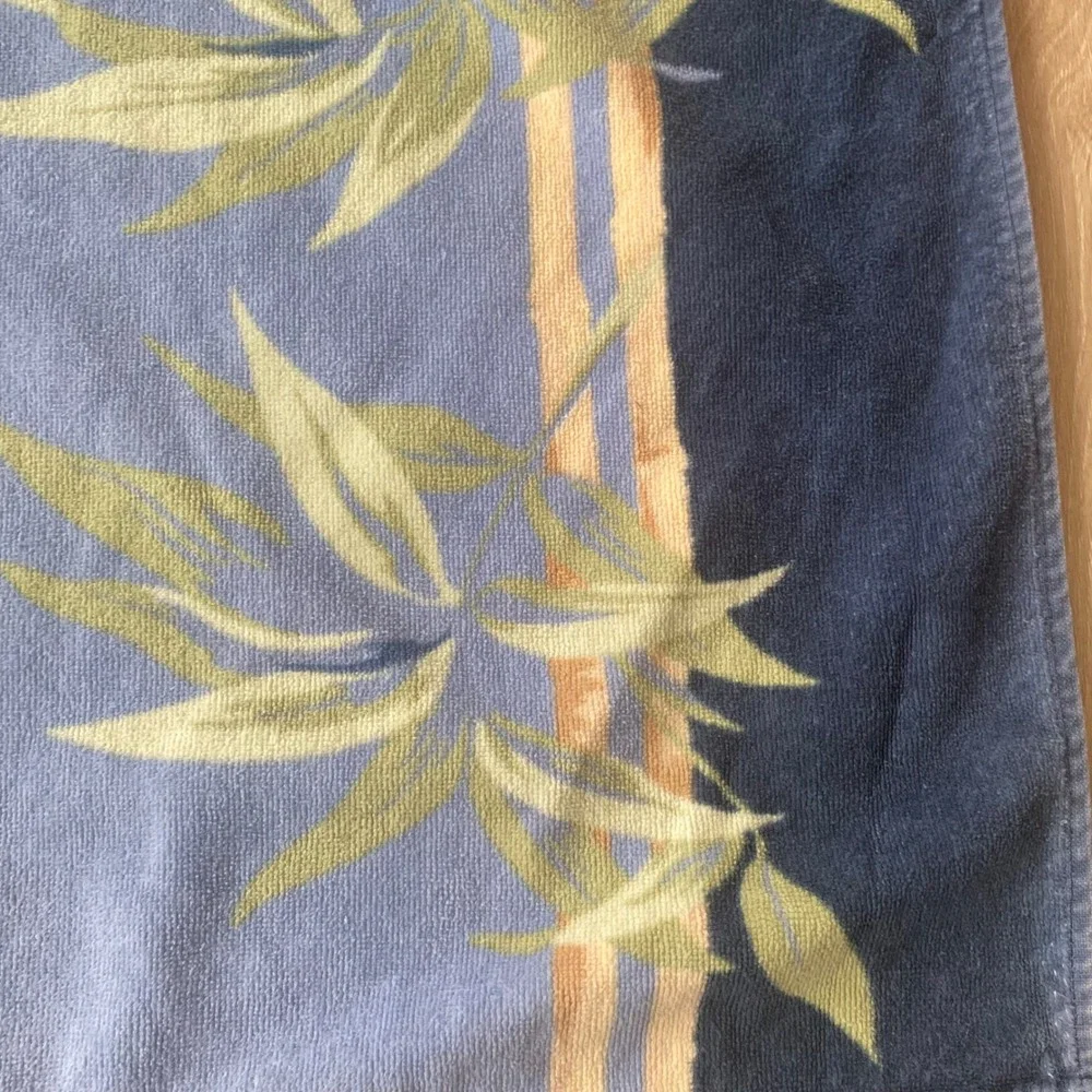 Tommy Bahama Blue Tropical Floral Bamboo Cotton Beach Towel 40x70 Oversized